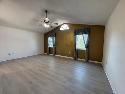 1702 Sunkissed Drive Tarpon Springs FL 34689