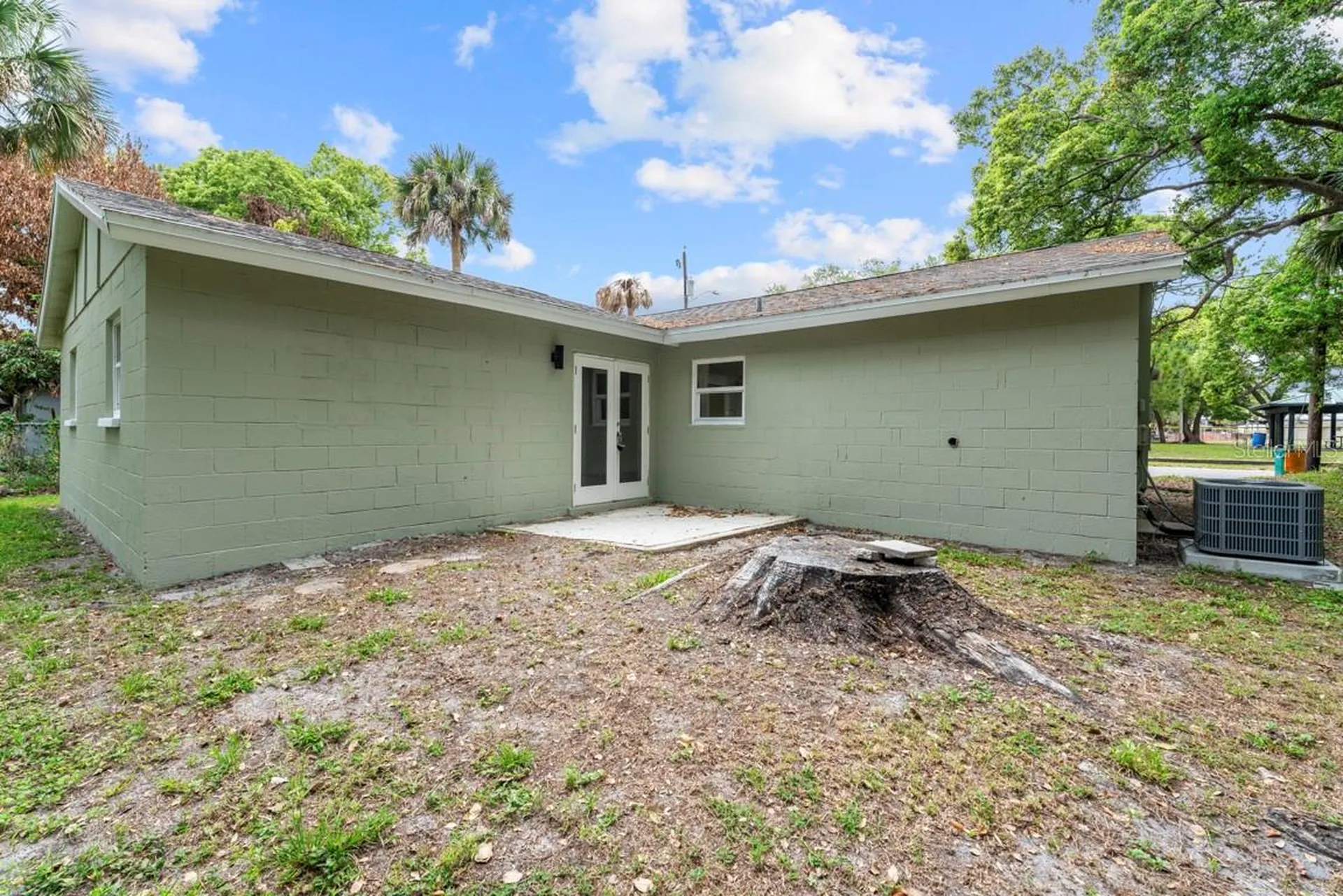 1087 Swan Street Melbourne FL 32935