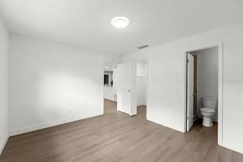 1087 Swan Street Melbourne FL 32935