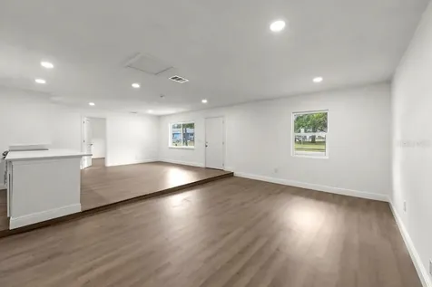 1087 Swan Street Melbourne FL 32935
