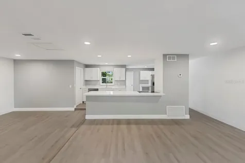 1087 Swan Street Melbourne FL 32935
