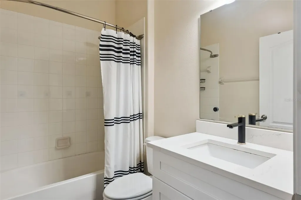 5821 Coquyt Drive Mount Dora FL 32757