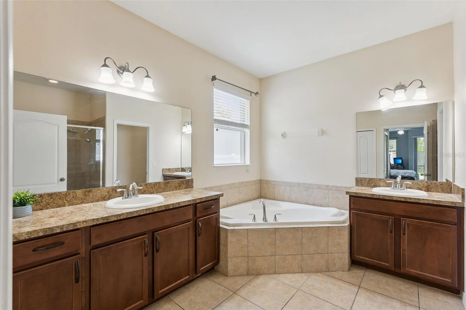 5821 Coquyt Drive Mount Dora FL 32757