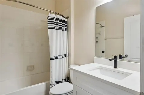 5821 Coquyt Drive Mount Dora FL 32757