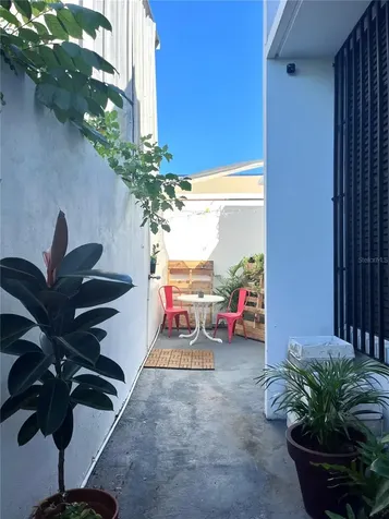 205 Las Flores Street San Juan PR 00912