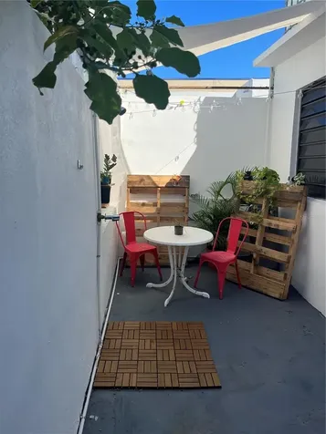 205 Las Flores Street San Juan PR 00912