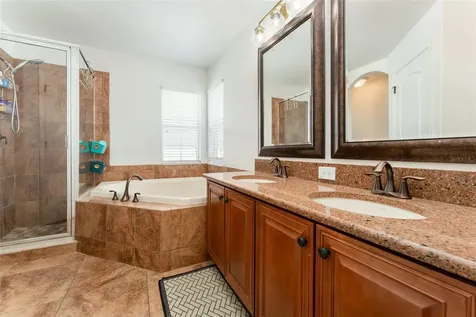 16008 Palmettorun Circle Lithia FL 33547
