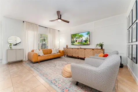 16008 Palmettorun Circle Lithia FL 33547