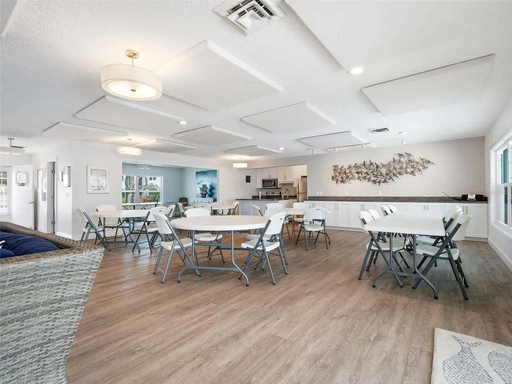 325 N Causeway New Smyrna Beach FL 32169