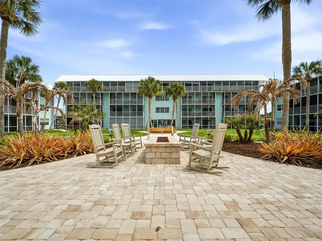 325 N Causeway New Smyrna Beach FL 32169
