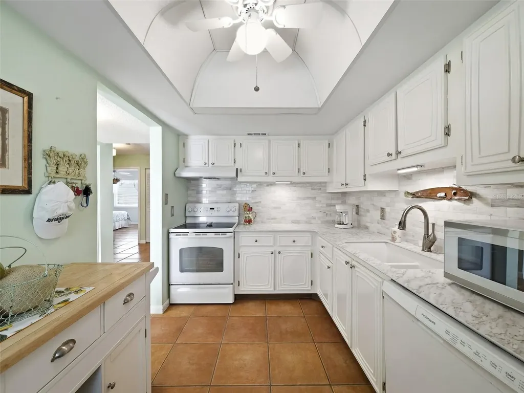 325 N Causeway New Smyrna Beach FL 32169
