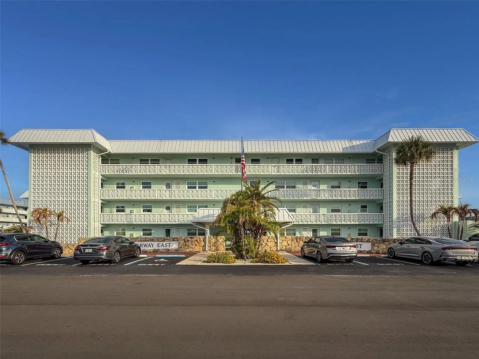 325 N Causeway New Smyrna Beach FL 32169