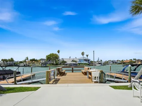 325 N Causeway New Smyrna Beach FL 32169