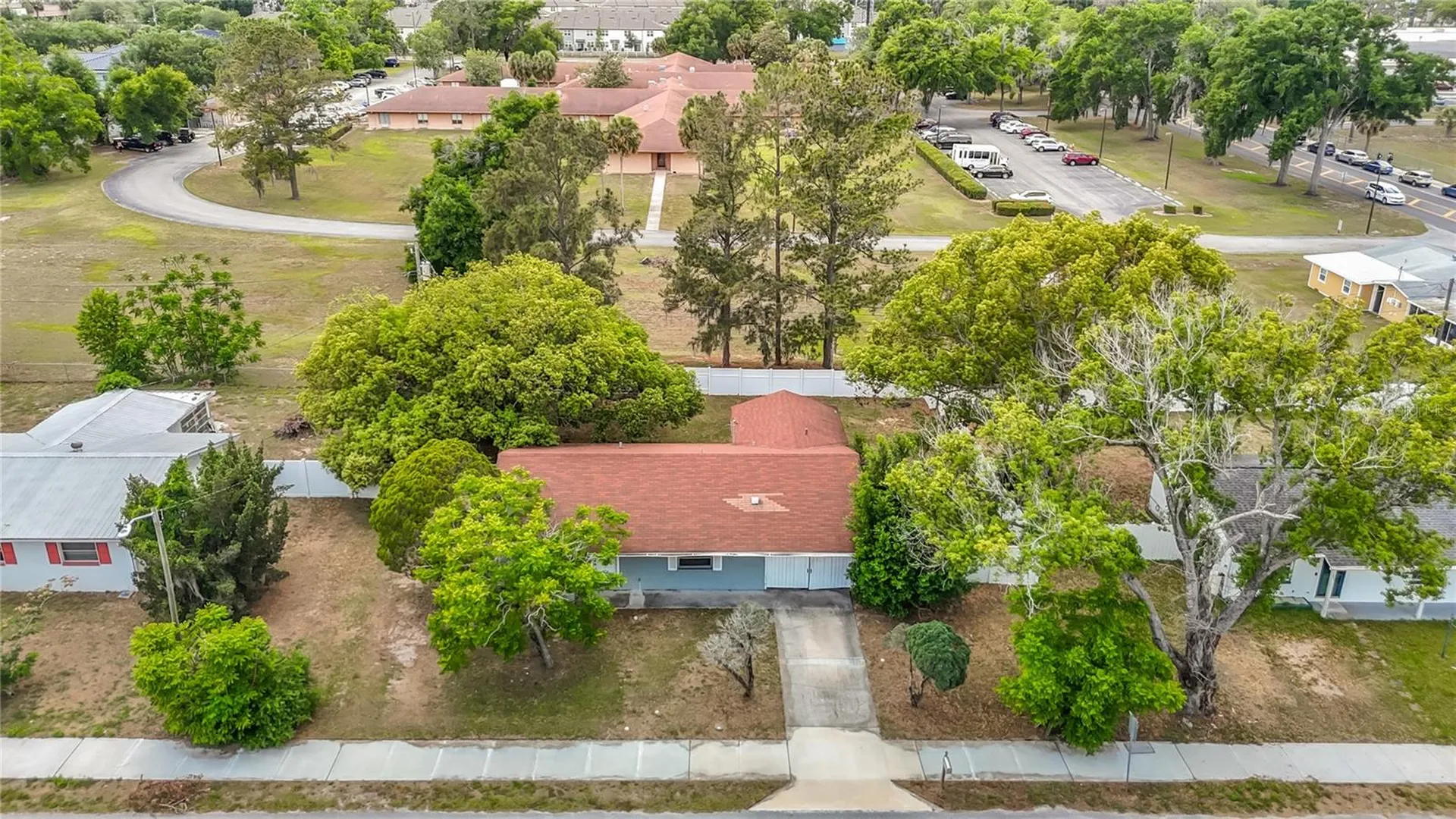 6155 9th Street Zephyrhills FL 33542