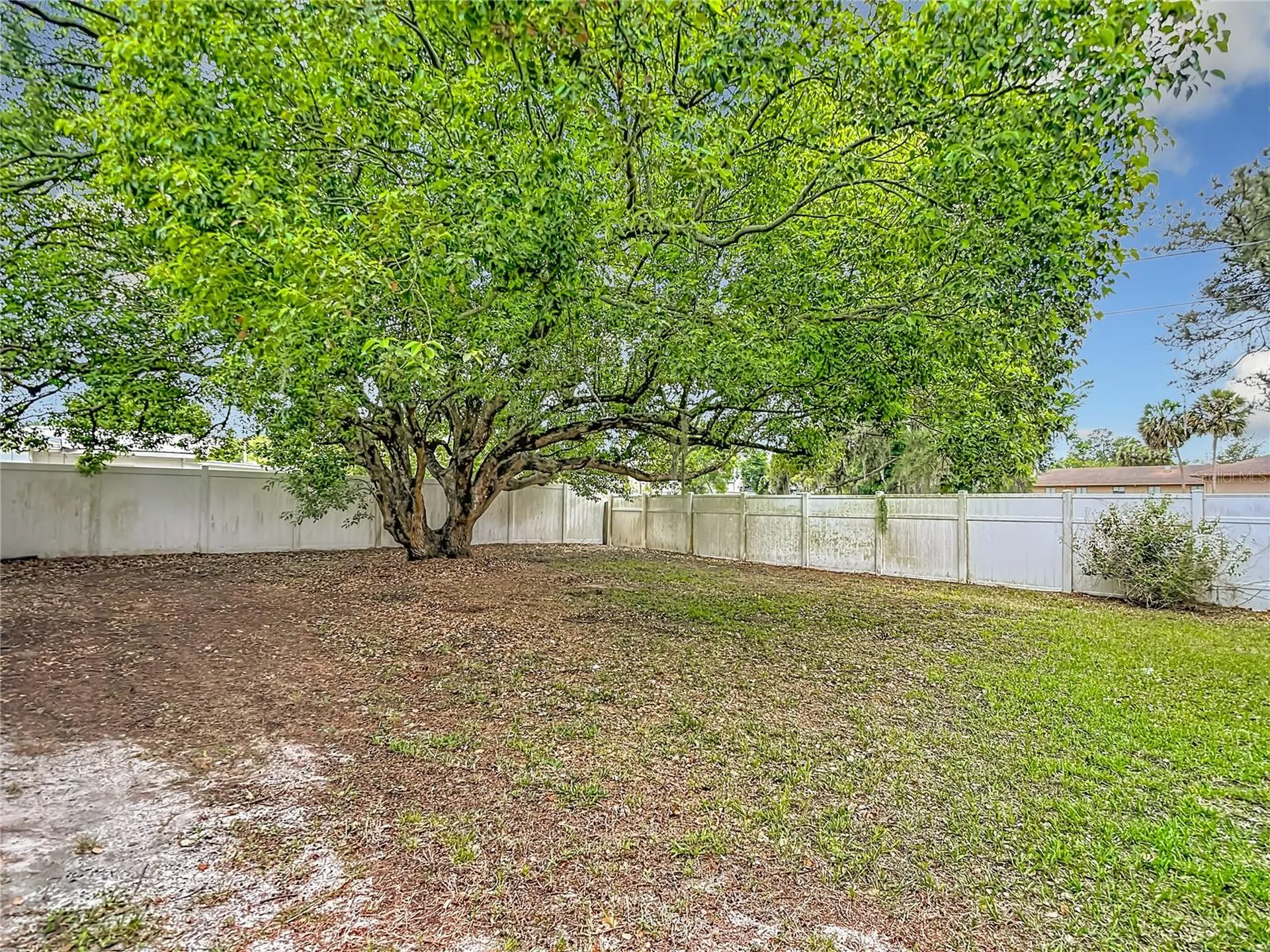 6155 9th Street Zephyrhills FL 33542
