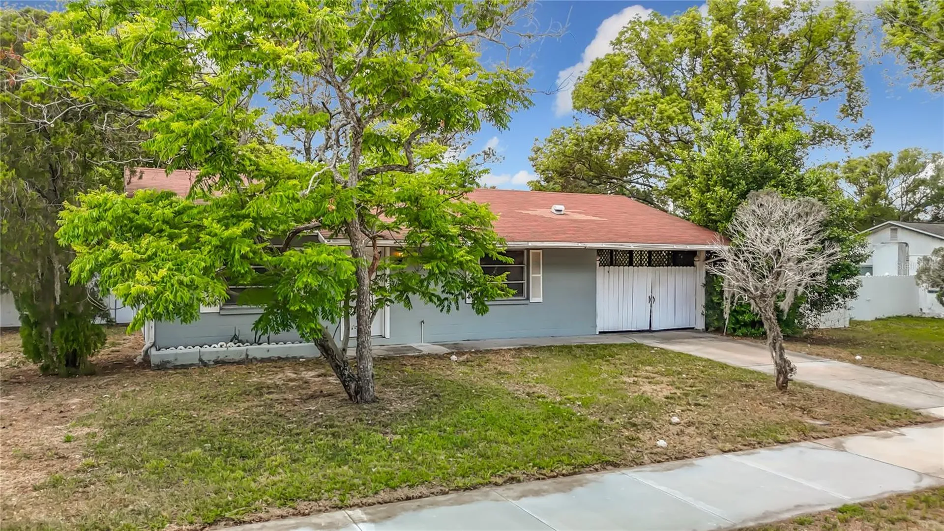 6155 9th Street Zephyrhills FL 33542