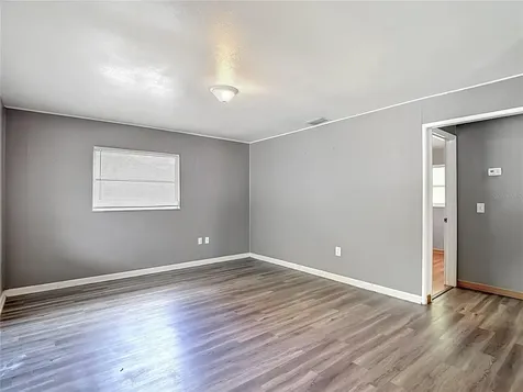 6155 9th Street Zephyrhills FL 33542