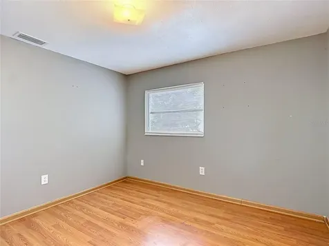 6155 9th Street Zephyrhills FL 33542