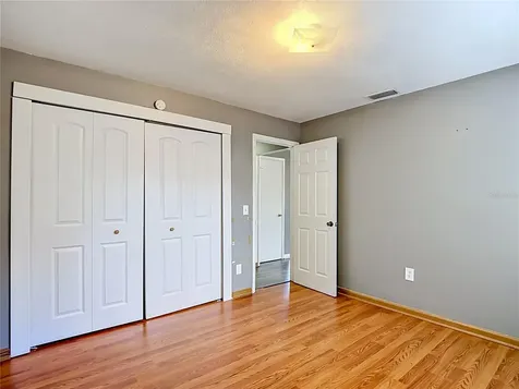 6155 9th Street Zephyrhills FL 33542