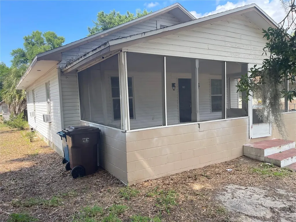 219 E Polk Avenue Lake Wales FL 33853