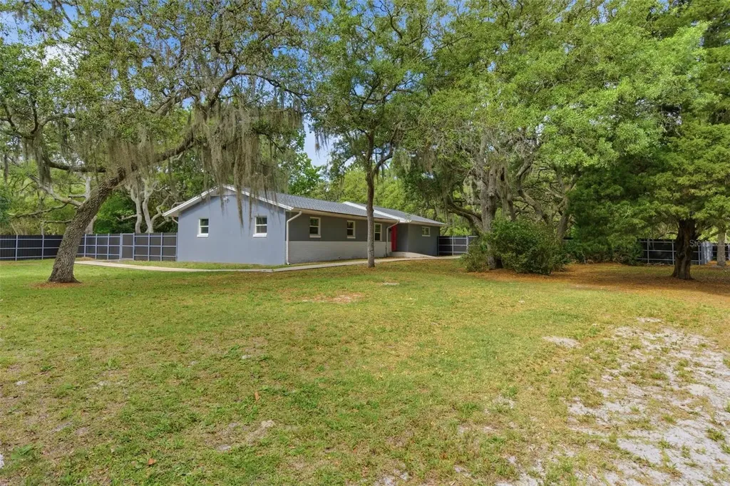 176 Lake Eva Drive Chuluota FL 32766