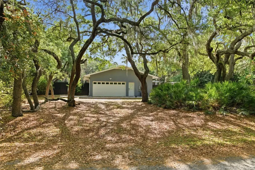 176 Lake Eva Drive Chuluota FL 32766