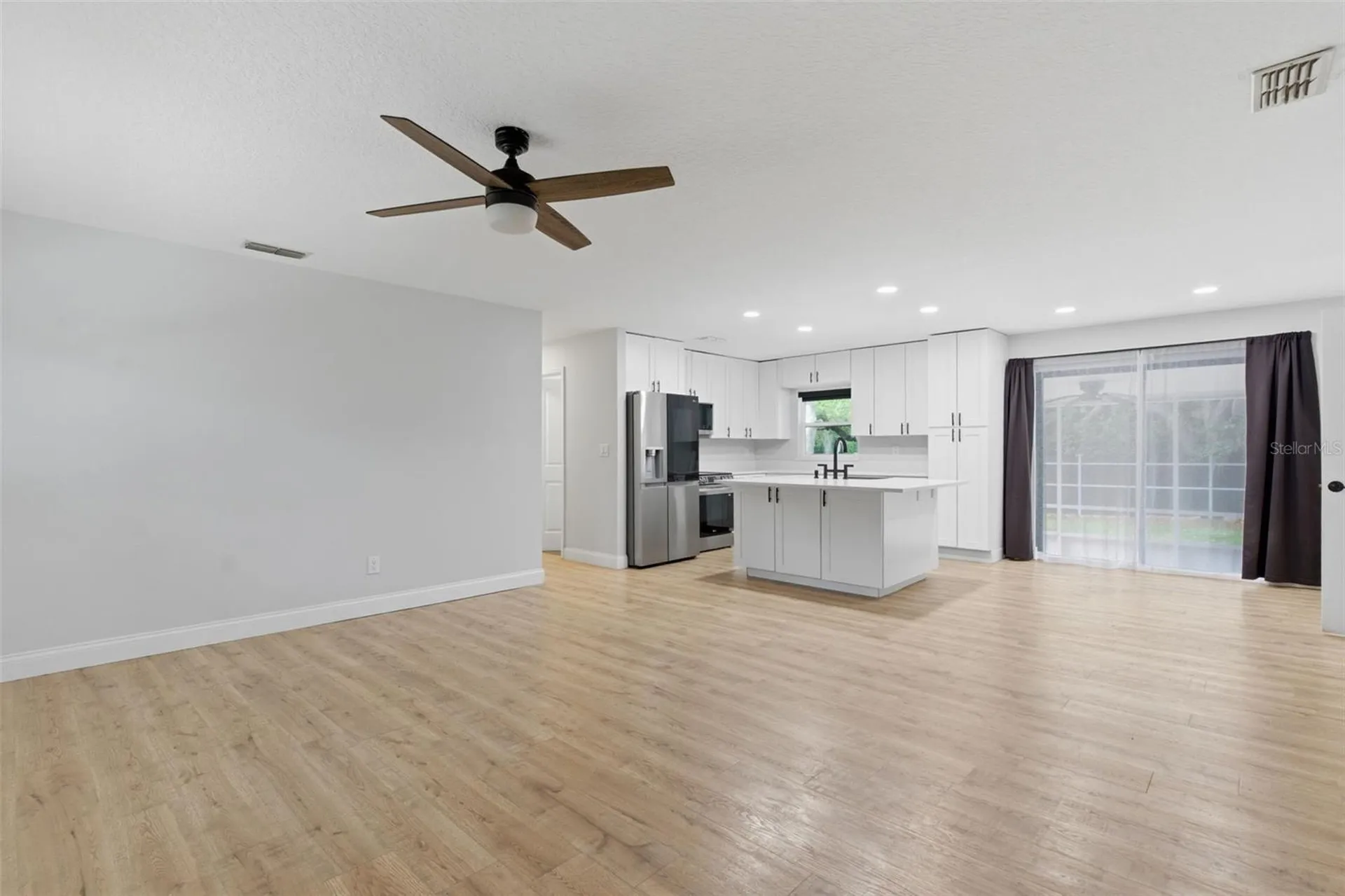 176 Lake Eva Drive Chuluota FL 32766