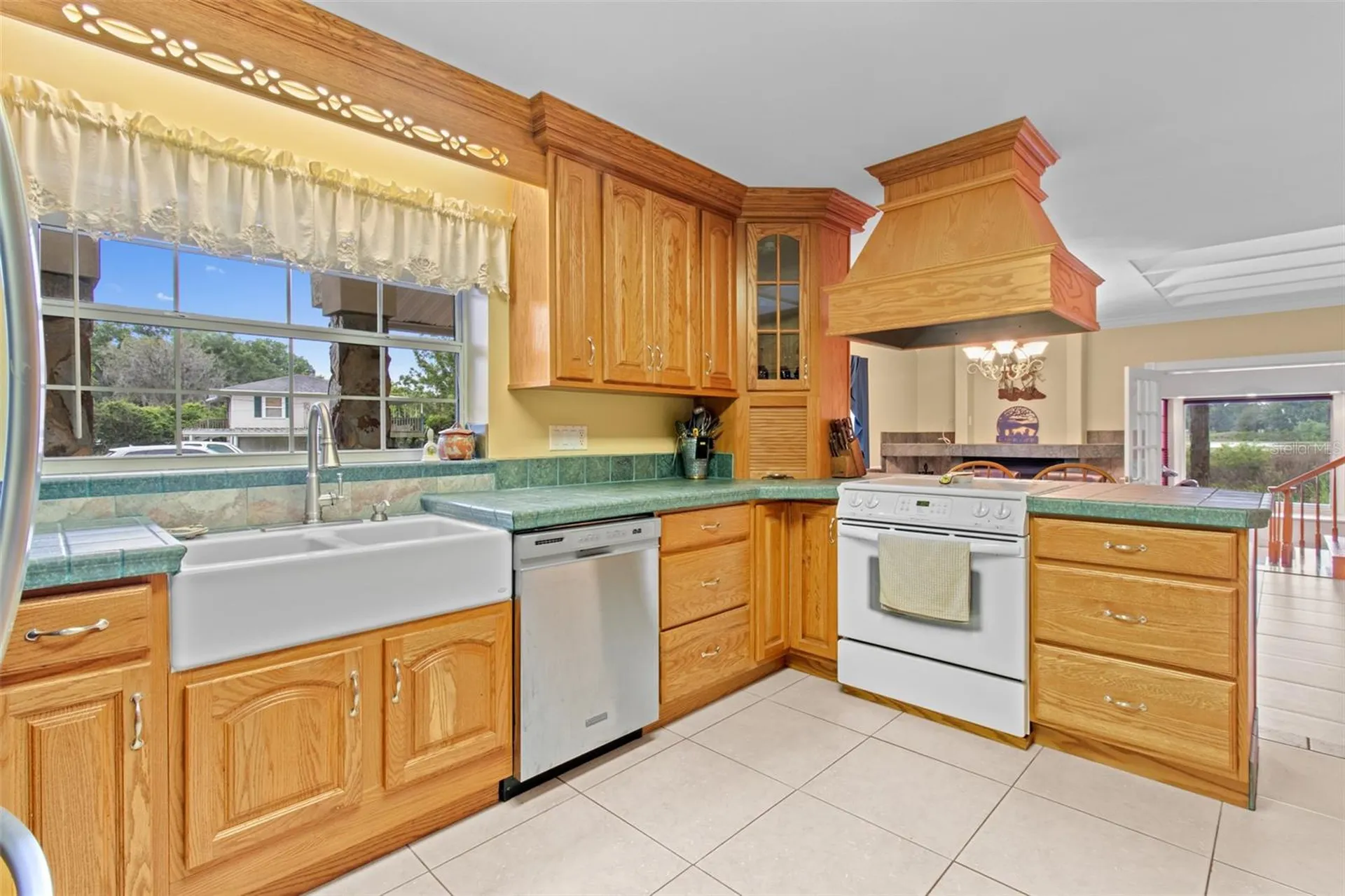 36740 Shore Drive Dade City FL 33525