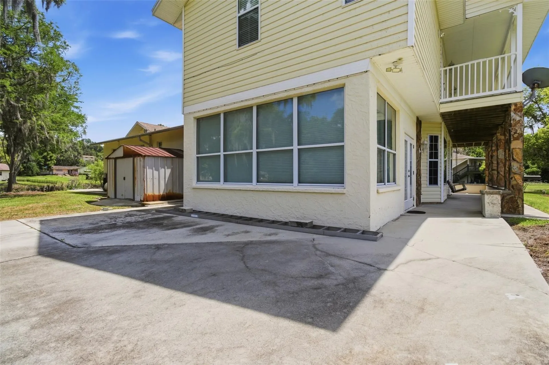 36740 Shore Drive Dade City FL 33525