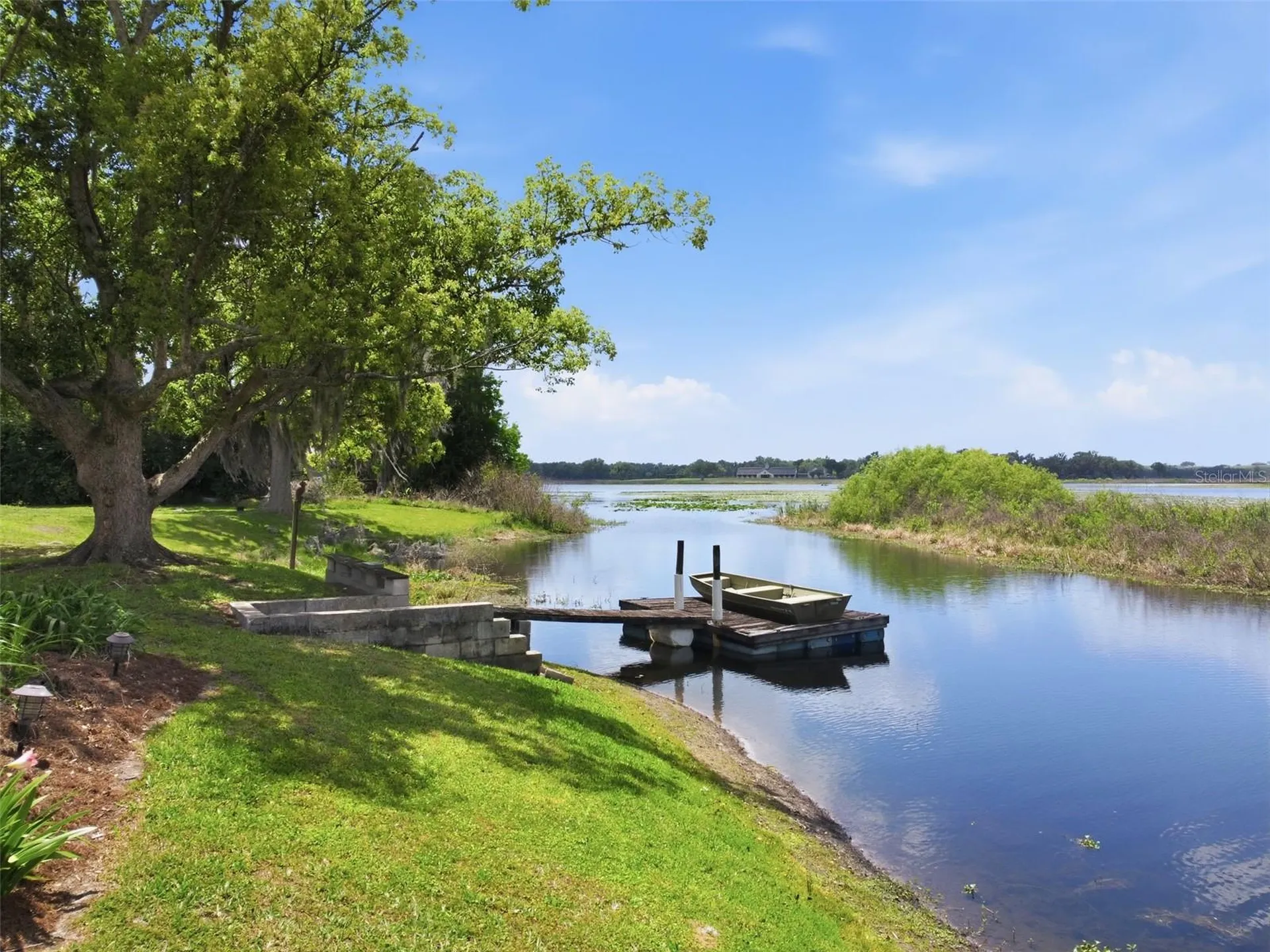 36740 Shore Drive Dade City FL 33525