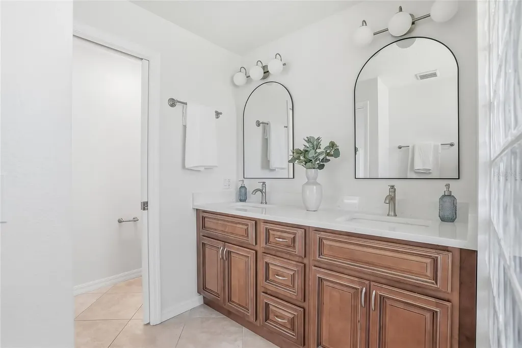 6119 55th Avenue Circle E Bradenton FL 34203
