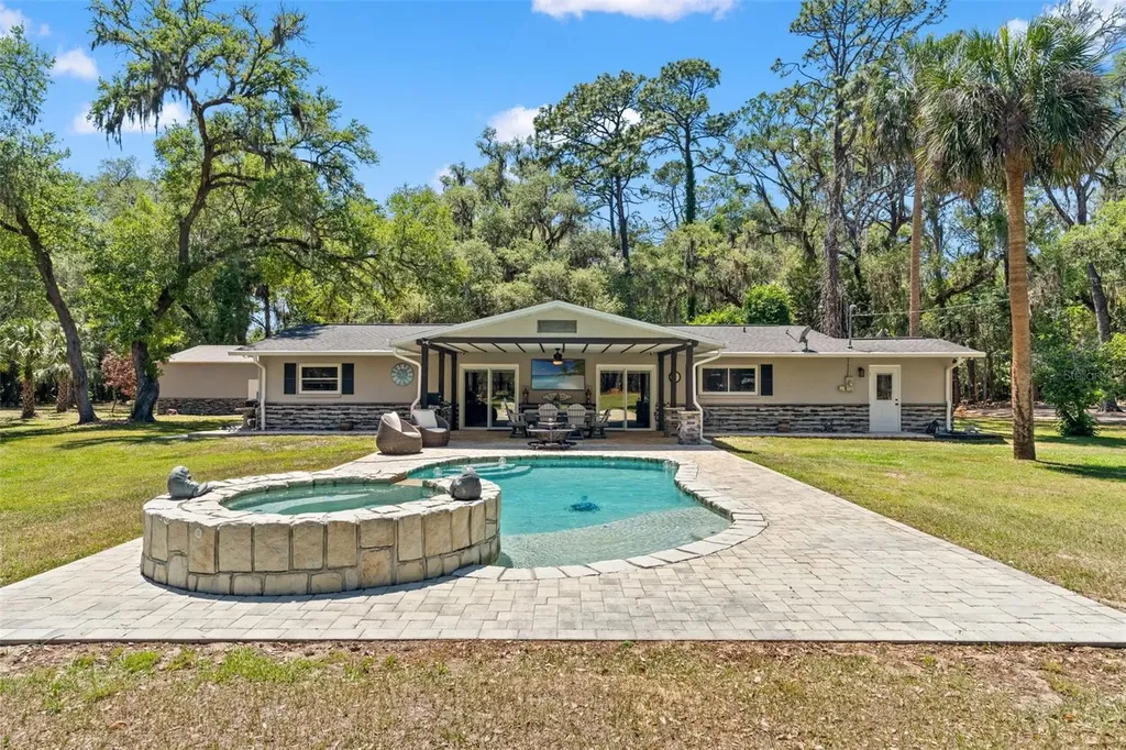 7845 N Flame Vine Way Crystal River FL 34428