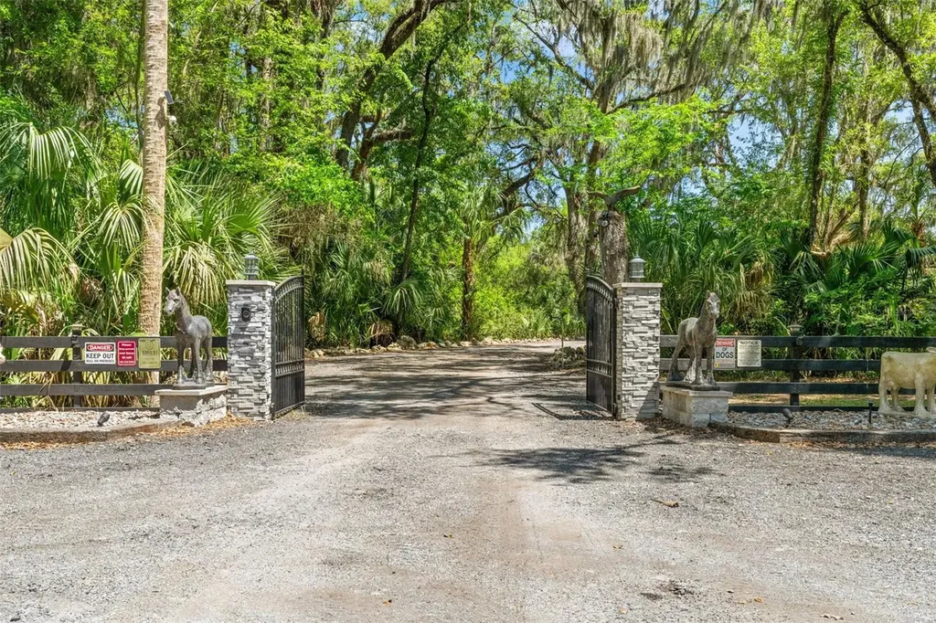7845 N Flame Vine Way Crystal River FL 34428