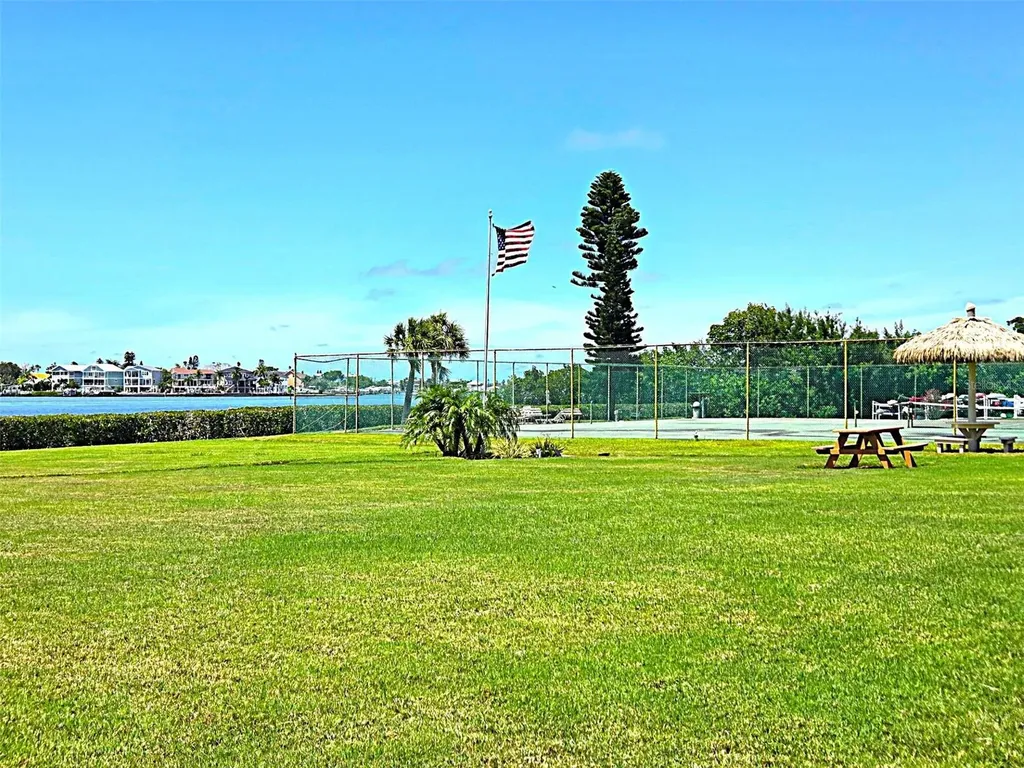 12760 Indian Rocks Road Largo FL 33774