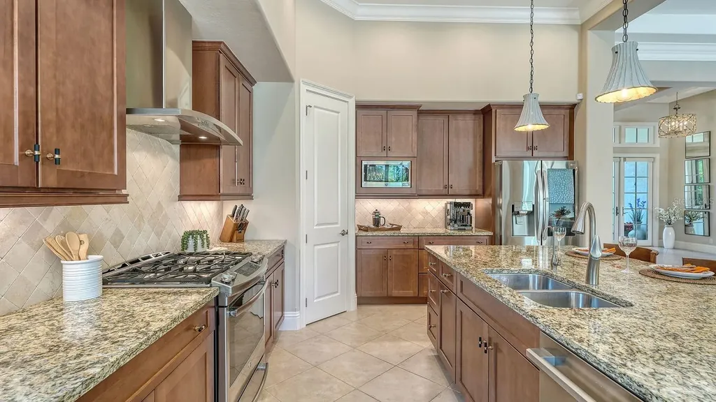 7975 Matera Court Lakewood Ranch FL 34202