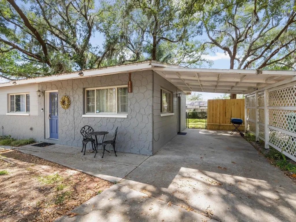 8512 N 29th Street Tampa FL 33604