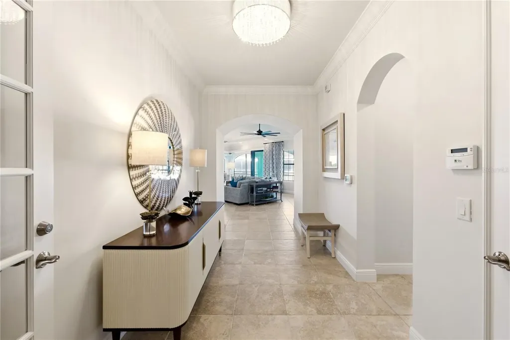 2555 Marquesa Royale Lane Naples FL 34109