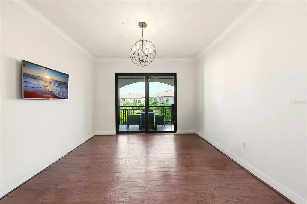 2555 Marquesa Royale Lane Naples FL 34109