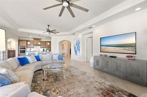 2555 Marquesa Royale Lane Naples FL 34109