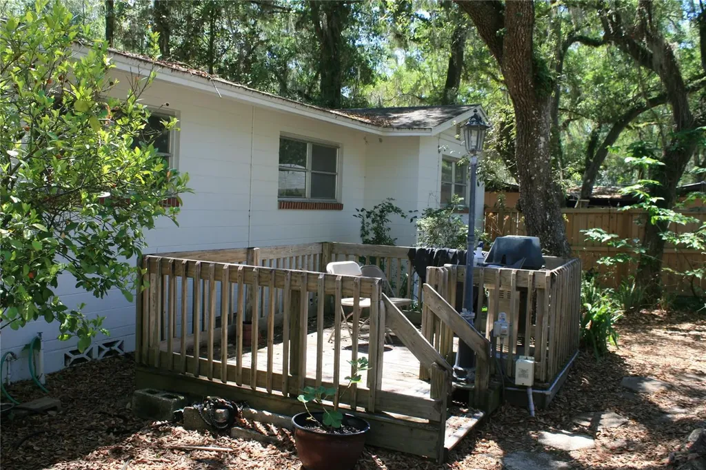 106 SW 38th Street Gainesville FL 32607