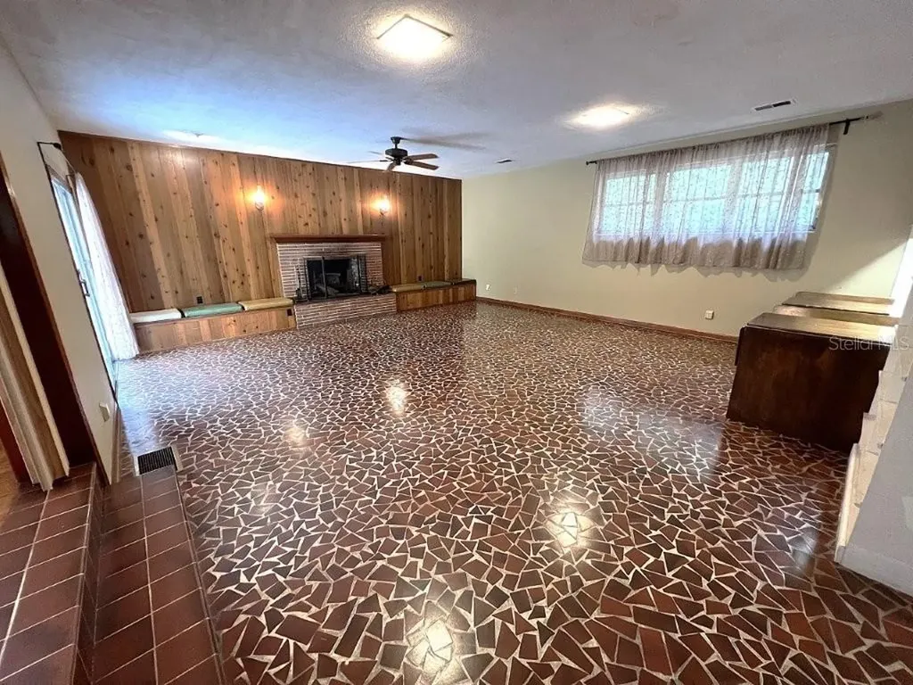 106 SW 38th Street Gainesville FL 32607