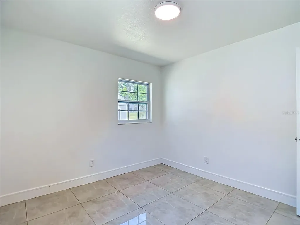8639 May Circle Tampa FL 33614
