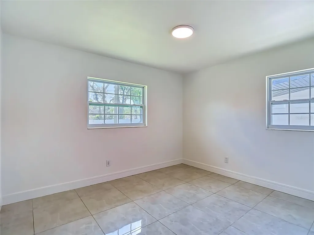 8639 May Circle Tampa FL 33614