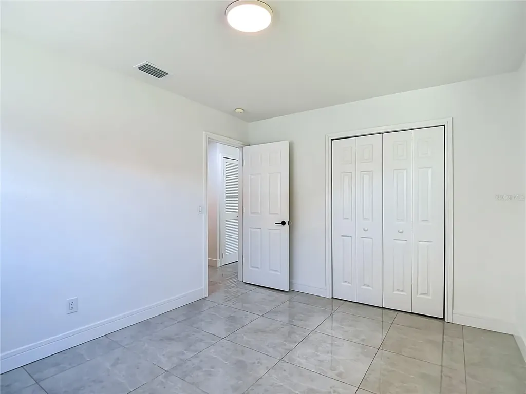 8639 May Circle Tampa FL 33614