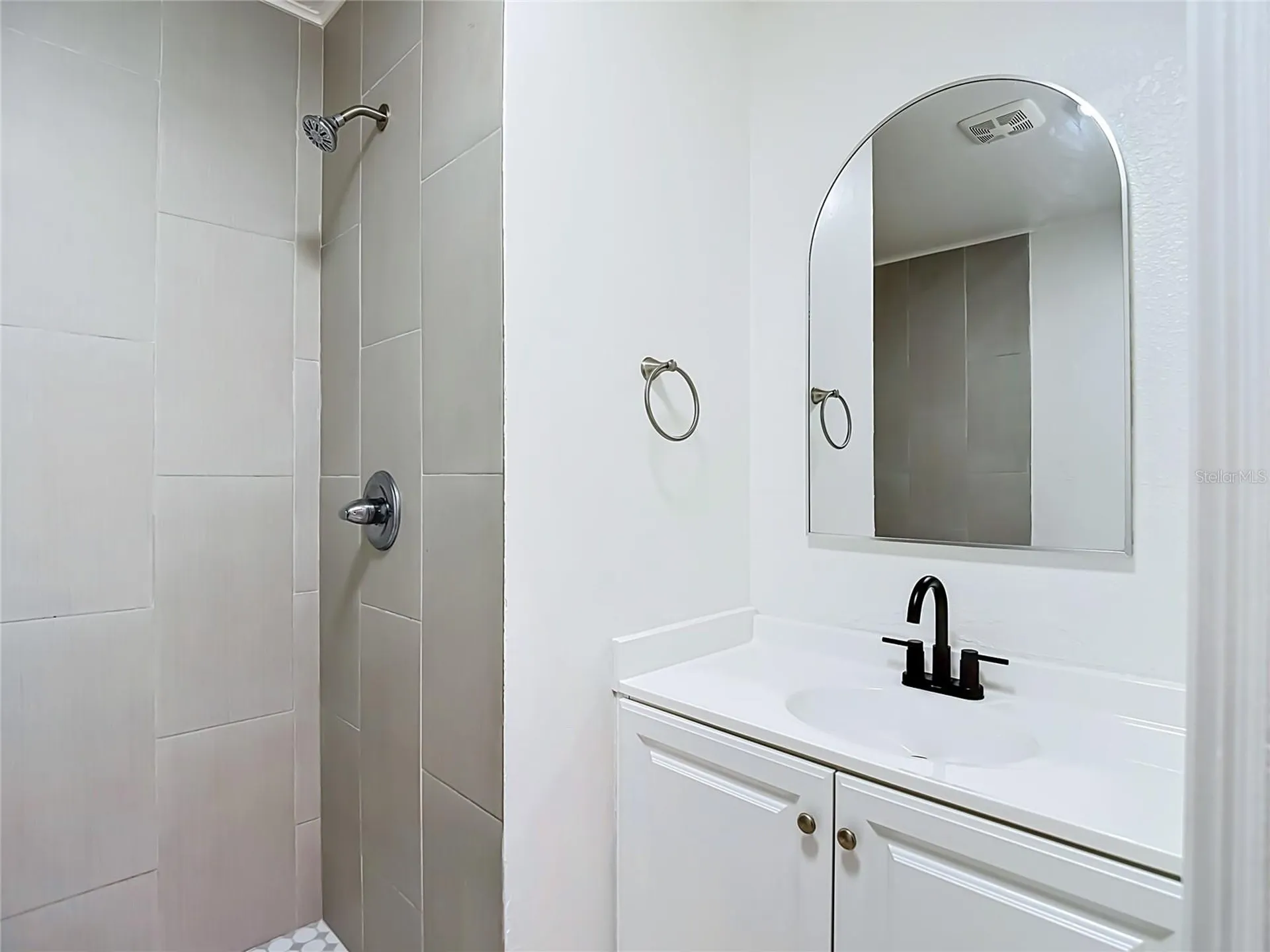 8639 May Circle Tampa FL 33614