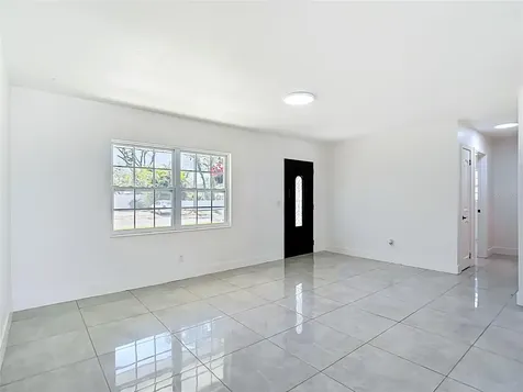 8639 May Circle Tampa FL 33614