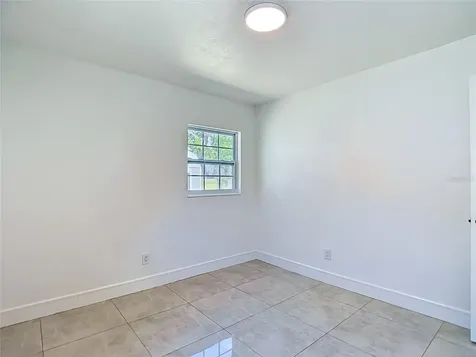 8639 May Circle Tampa FL 33614