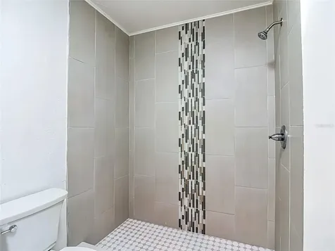 8639 May Circle Tampa FL 33614