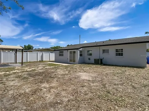 8639 May Circle Tampa FL 33614