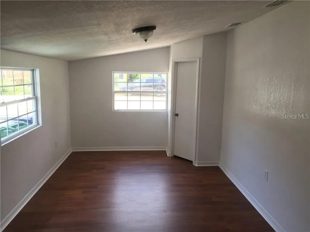6708 S Hesperides Street Tampa FL 33616